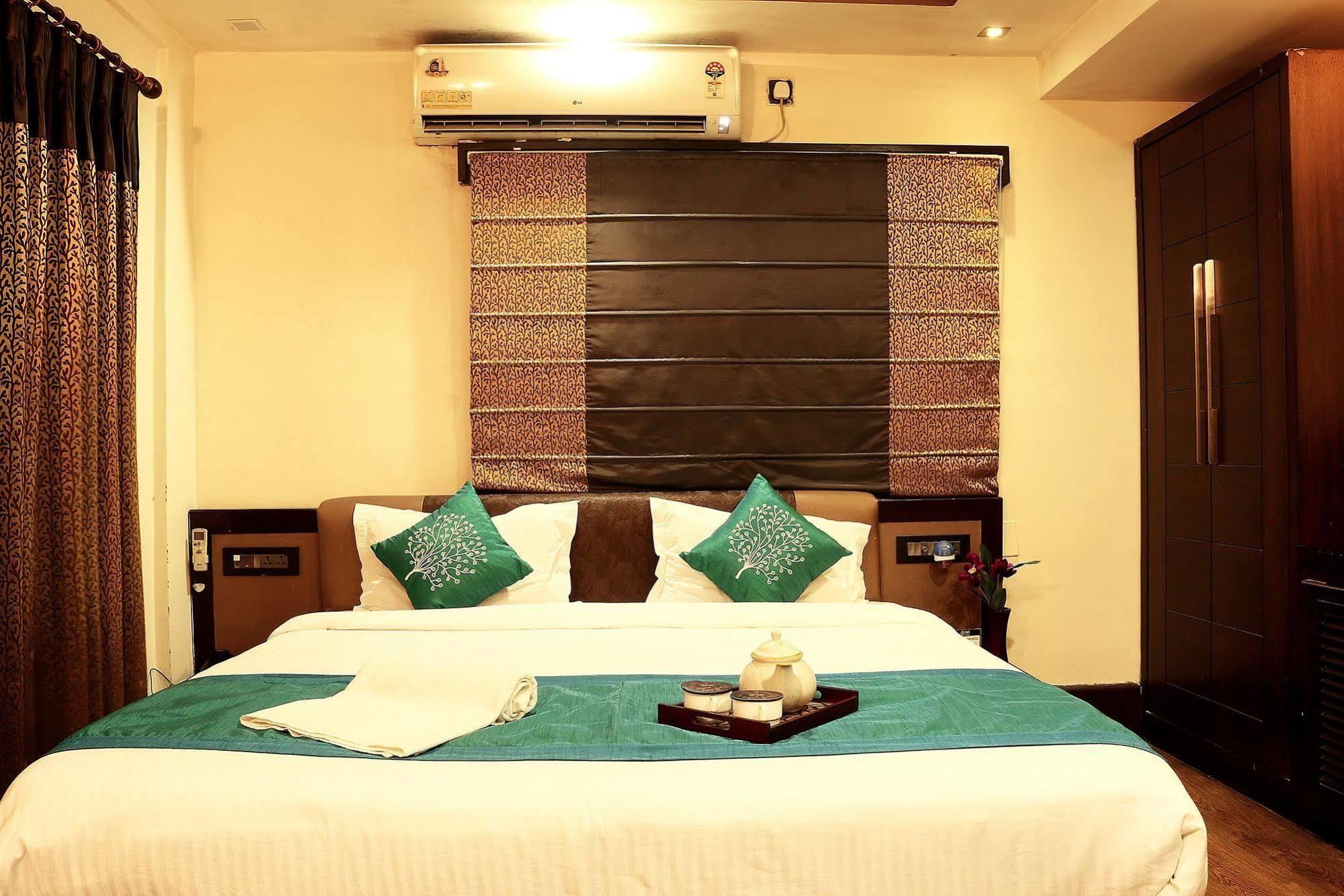 Tangerine Guest House Calcutta Exterior foto